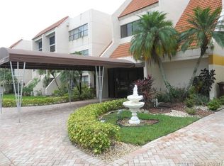 100 Lakeview Dr APT 117, Weston, FL 33326