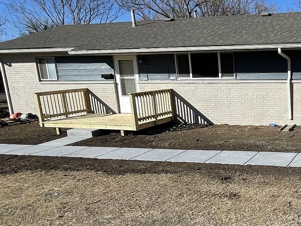 1st image of 1604 N Washington Ln #1604