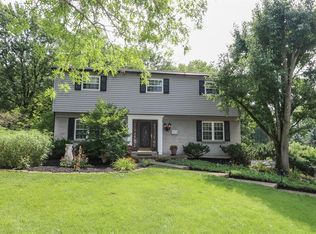 6270 Oakcreek Dr, Cincinnati, OH 45247