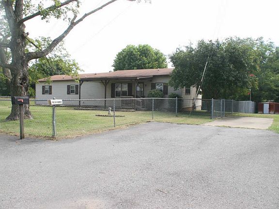 2nd image of 2411 Old Russellville Pike
