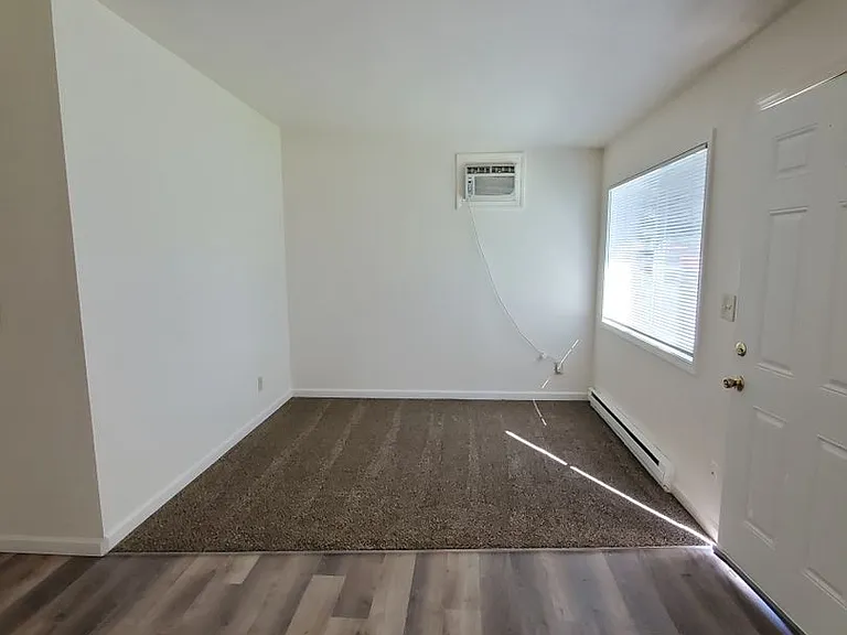 4033 Ottmar Rd NE — Photo 19