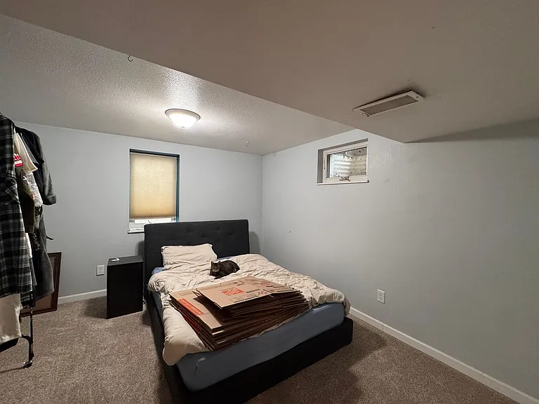 609 Duke Ln — Photo 13