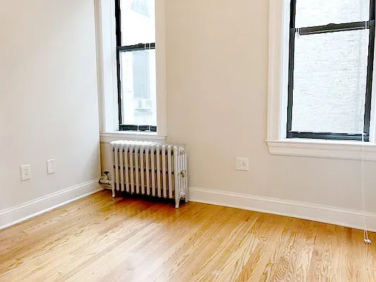 Rented by AJ Clarke | media 22