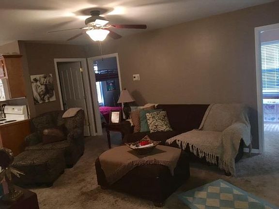 3rd image of 44 Passon Ln