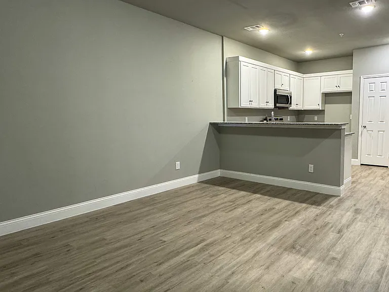 2311 Abilene St — Photo 5