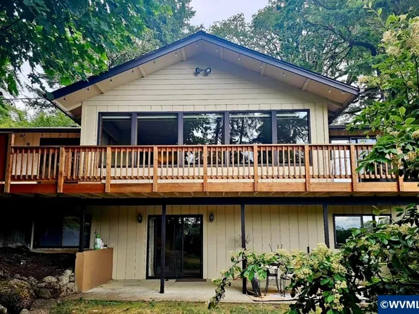 5833 NW Highland Pl, Corvallis, OR 97330