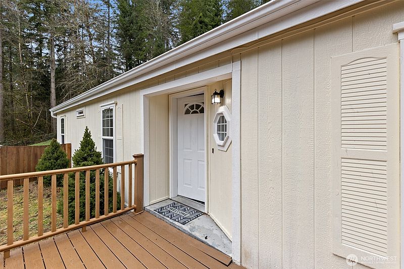 3rd image of 31910 NE 162nd Street