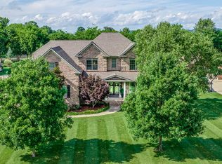 2032 Blackberry Estates Dr, Thompsons Station, TN 37179