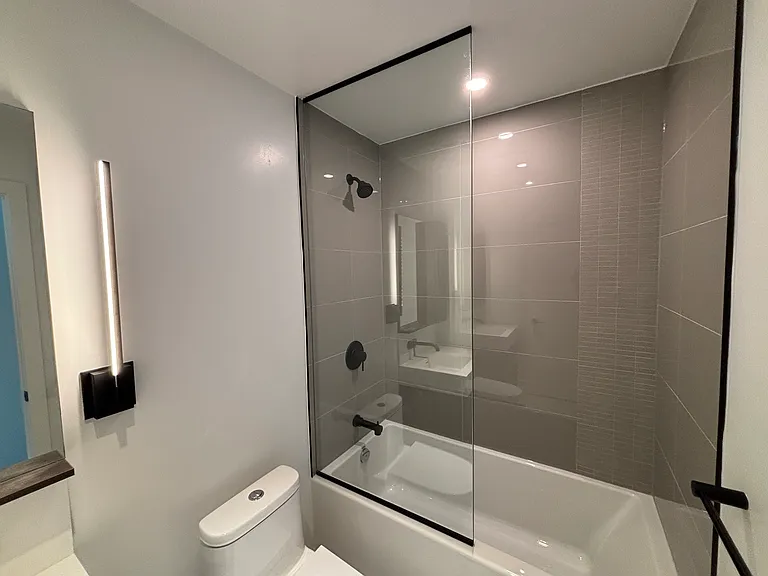 117 Broadway Ave — Photo 48