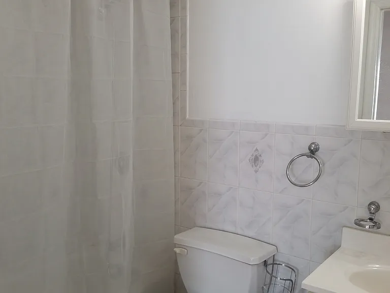 113 Leonard St #2 — Photo 8