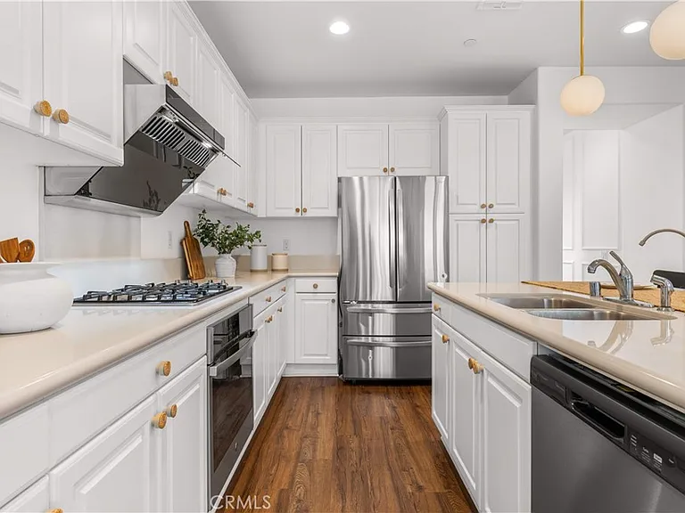 16005 Blueberry Ave — Photo 8