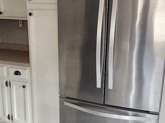 4th image of 1311 S 49th St