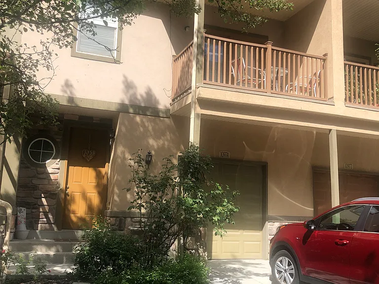 S Maple Farms Ln — Photo 9