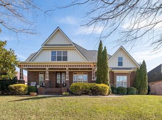 2027 Fairhaven Ln, Murfreesboro, TN 37128