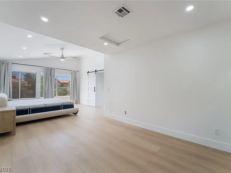 8253 Ruby Mountain Way — Photo 22
