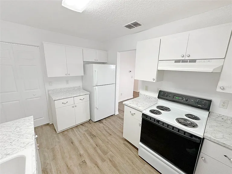 16111 SW 35th Court Rd #2 — Photo 7