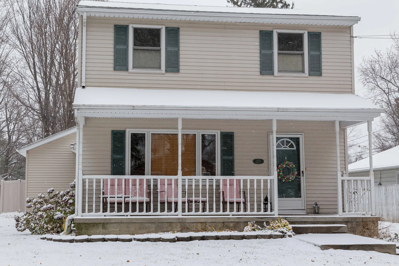 1710 Bryant St photo 1