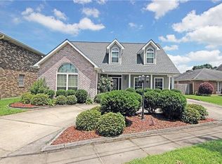 5113 Wade Dr, Metairie, LA 70003
