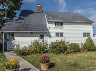 177 Meridian Rd, Levittown, NY 11756