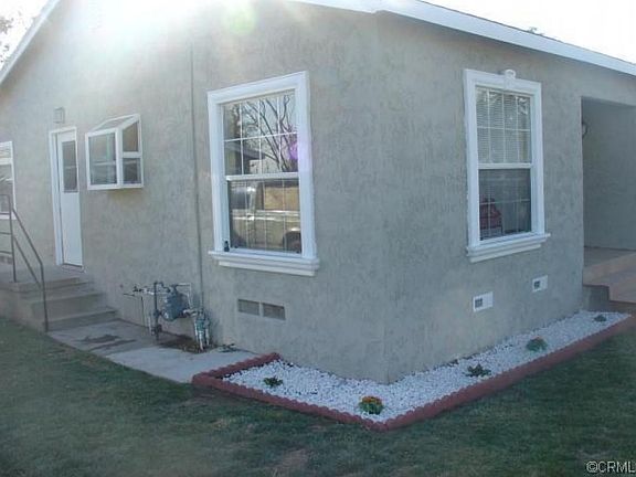 3rd image of 16825 Fairfax St