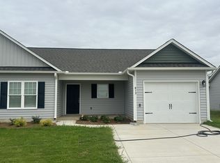 813 Middleton Rd, Dunn, NC 28334