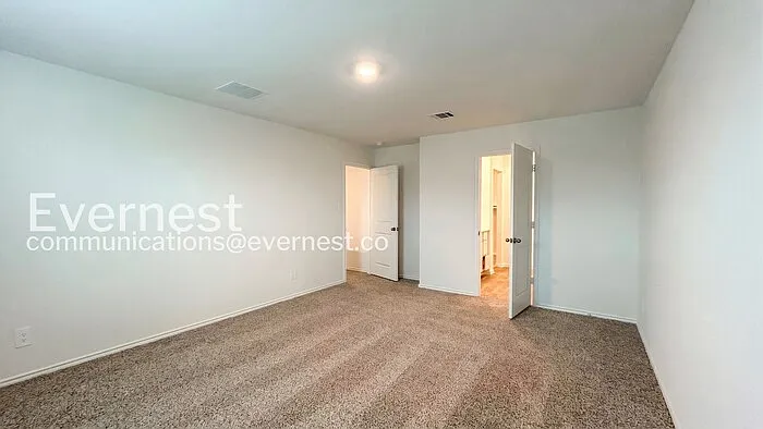 16043 Mahogany Way — Photo 9