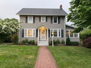 160 Vreeland Ave, Midland Park, NJ 07432