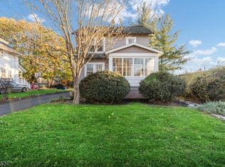 114 E Golf Ave, South Plainfield, NJ 07080