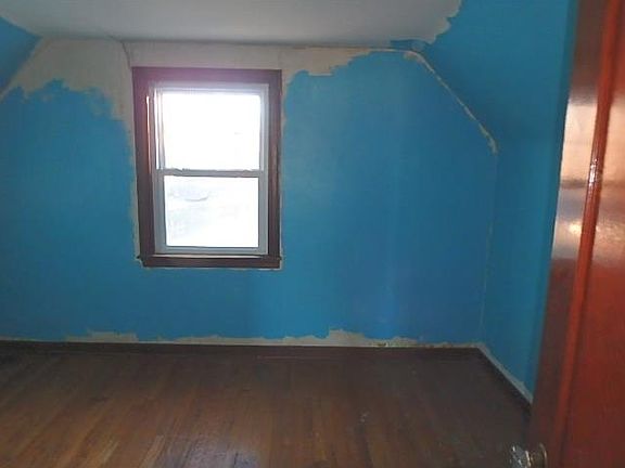 3rd image of 2501 Jefferson Ave