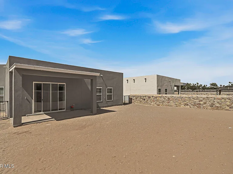 14824 Sam Garcia Ave — Photo 32