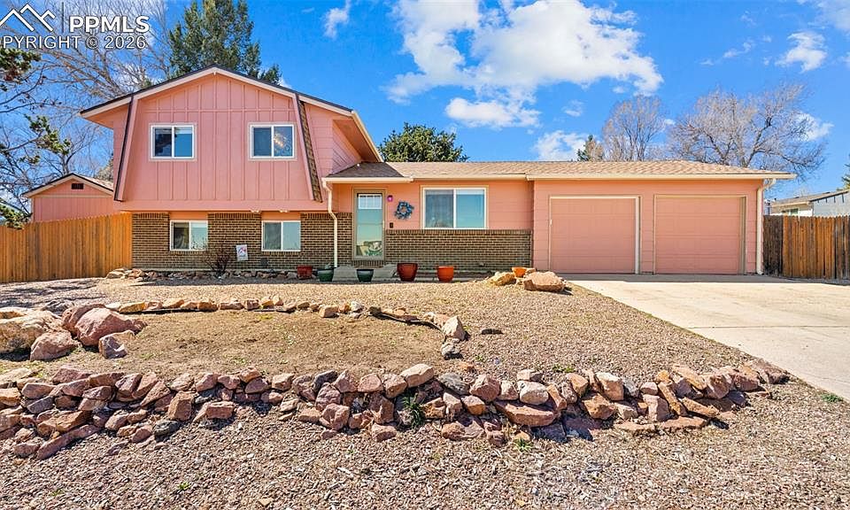 1st image of 1660 Winnebago Rd