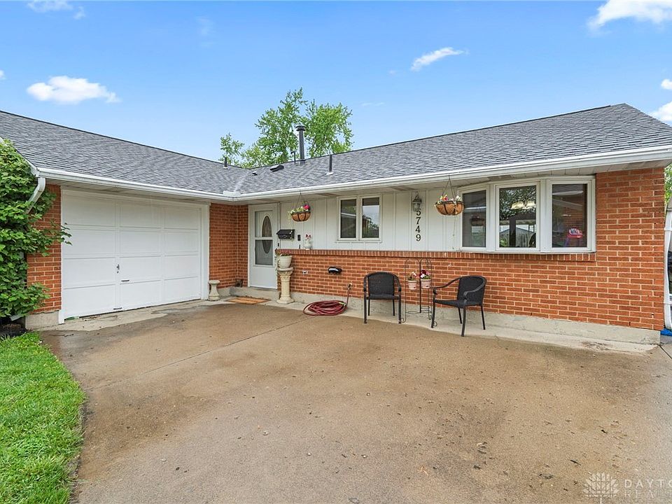 5749 Botkins Rd, Dayton, OH 45424 | Zillow