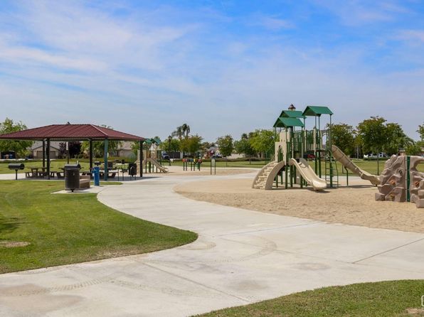 6814 Clear Water Creek Way, Bakersfield, CA 93311
