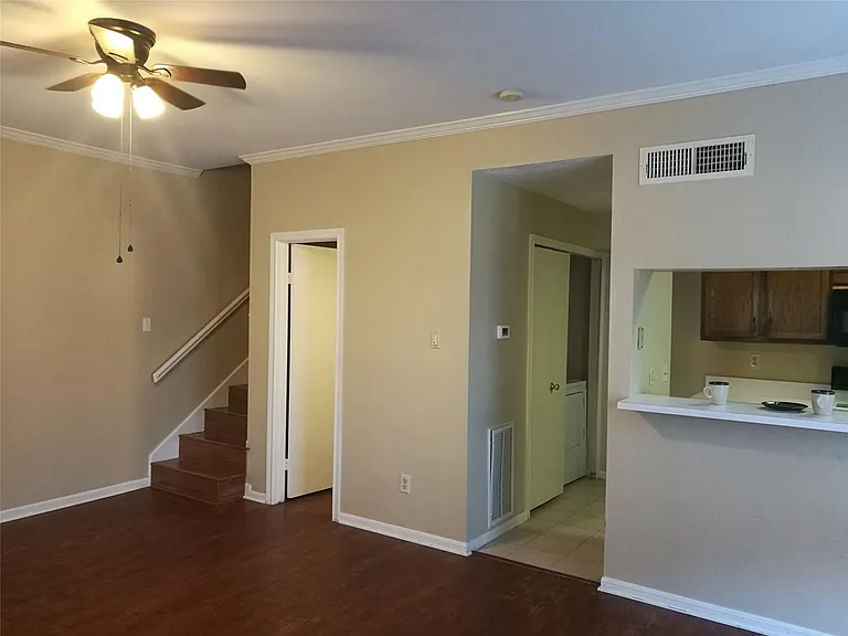 8299 Cambridge St #403 — Photo 5