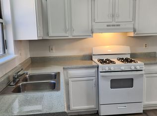 735 Shepley Dr, Saint Louis, MO 63137