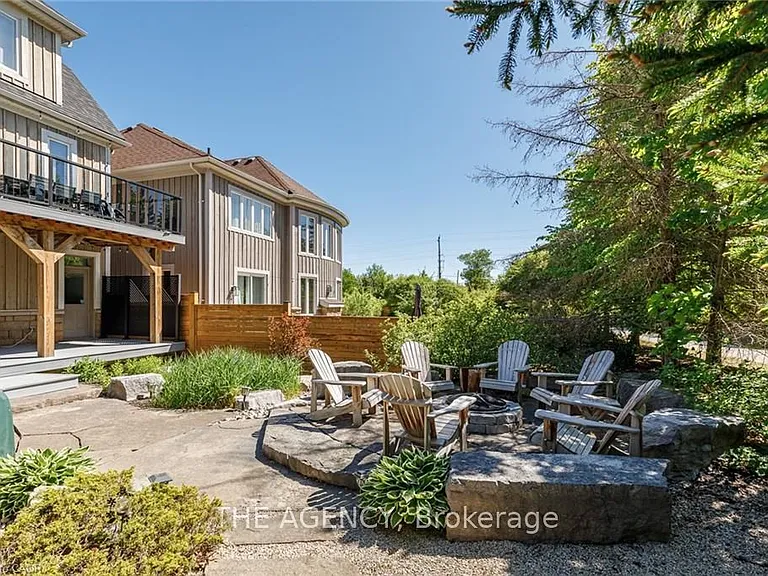 129 Venture Blvd — Photo 42