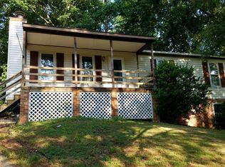 1642 Pinchot St, North Chesterfield, VA 23235