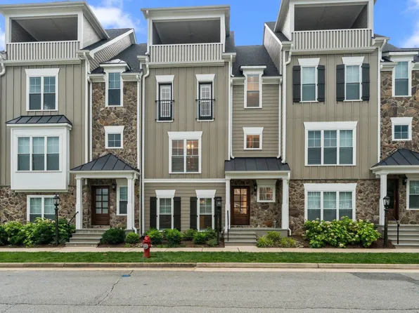 5473 Golf Dr, Crozet, VA 22932