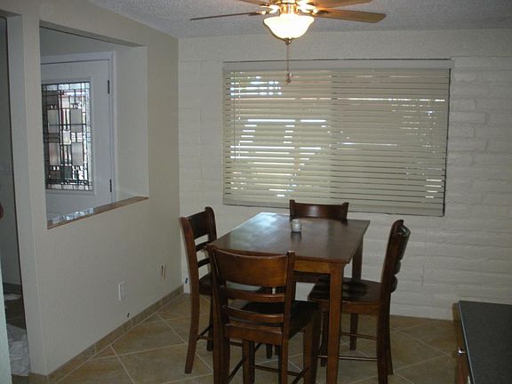 4th image of 3304 E Navajo Pl