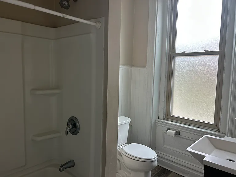 3447 Melwood Ave #3 — Photo 25