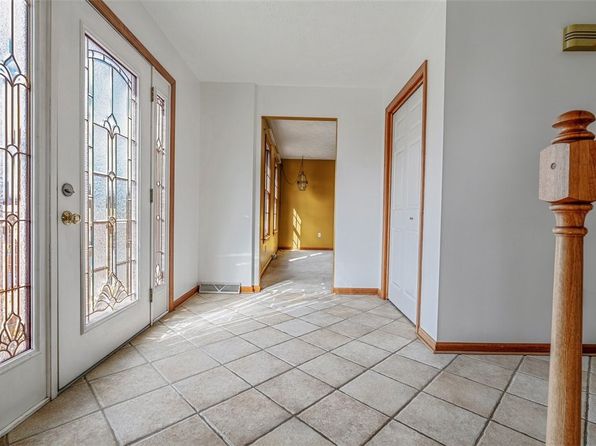 505 Princess Dr, Elizabeth, PA 15037