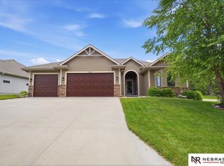 3309 Davy Jones Dr, Plattsmouth, NE 68048