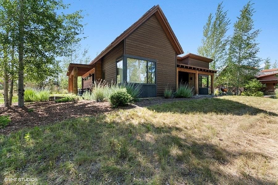 1436 Wilderness Club Dr Eureka Mt 59917 Mls 22010927 Zillow