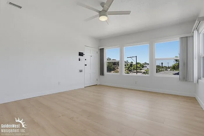 5738 Meade Ave — Photo 3