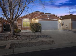 631 Saddle Blanket Trl SW, Albuquerque, NM 87121