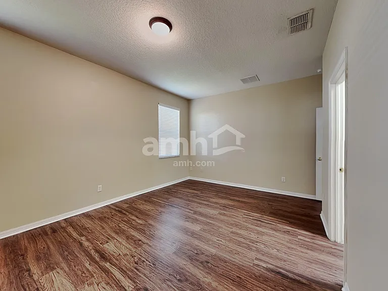 517 Vicks Landing Dr — Photo 10