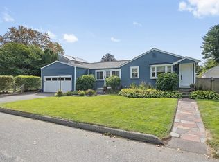 2 Lodge Rd, Natick, MA 01760