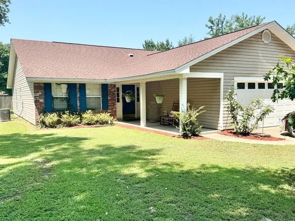 3805 Daniels St, Newport, AR 72112
