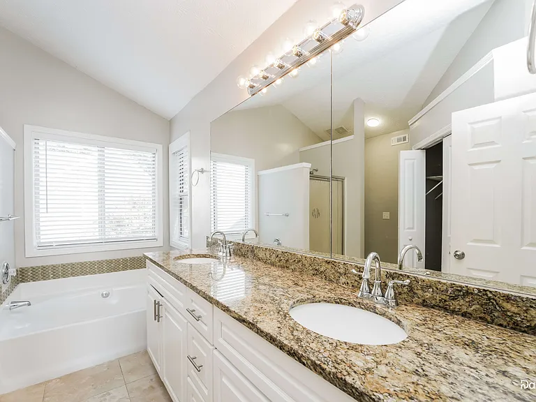 1681 Magnolia View Pl — Photo 10