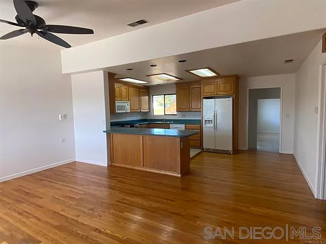 7734 Peacock Dr — Photo 2